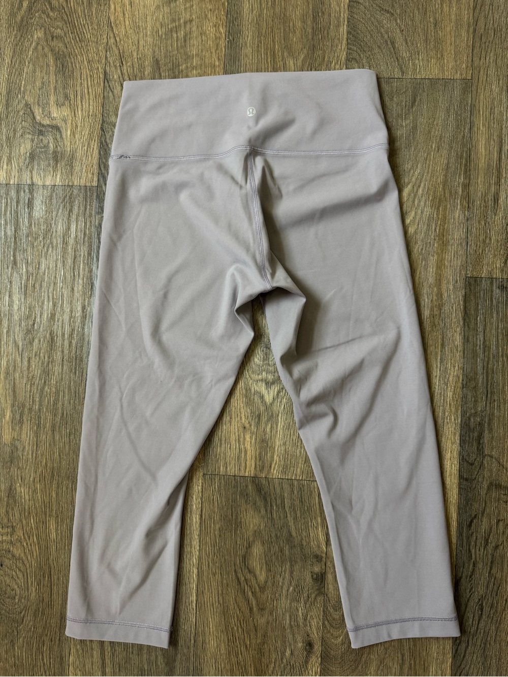 lululemon athletica Align High Rise 21” Cropped Lavender Purple Leggings 10